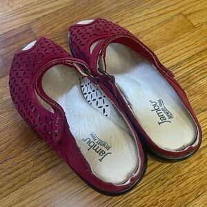 Jambu Women's Red Sandals 6.5